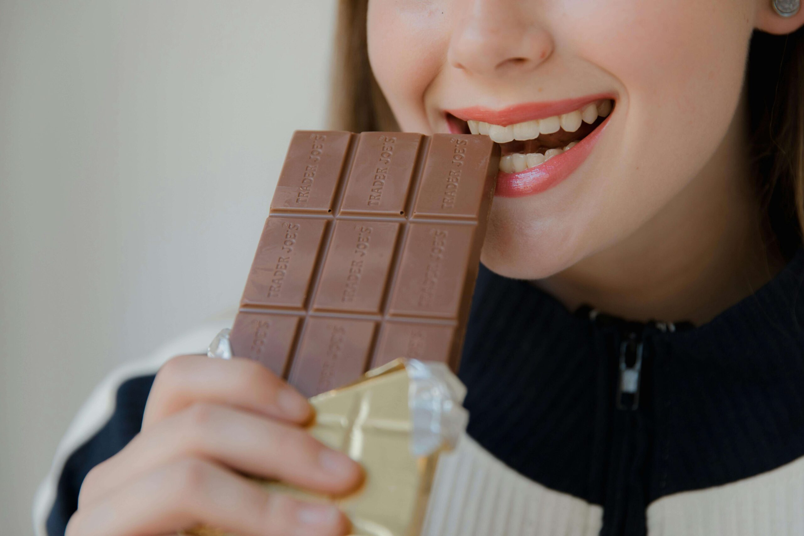 10 Habits That Are Damaging Your Teeth Without You Realizing It Chinook Mall Family Dental Calgary